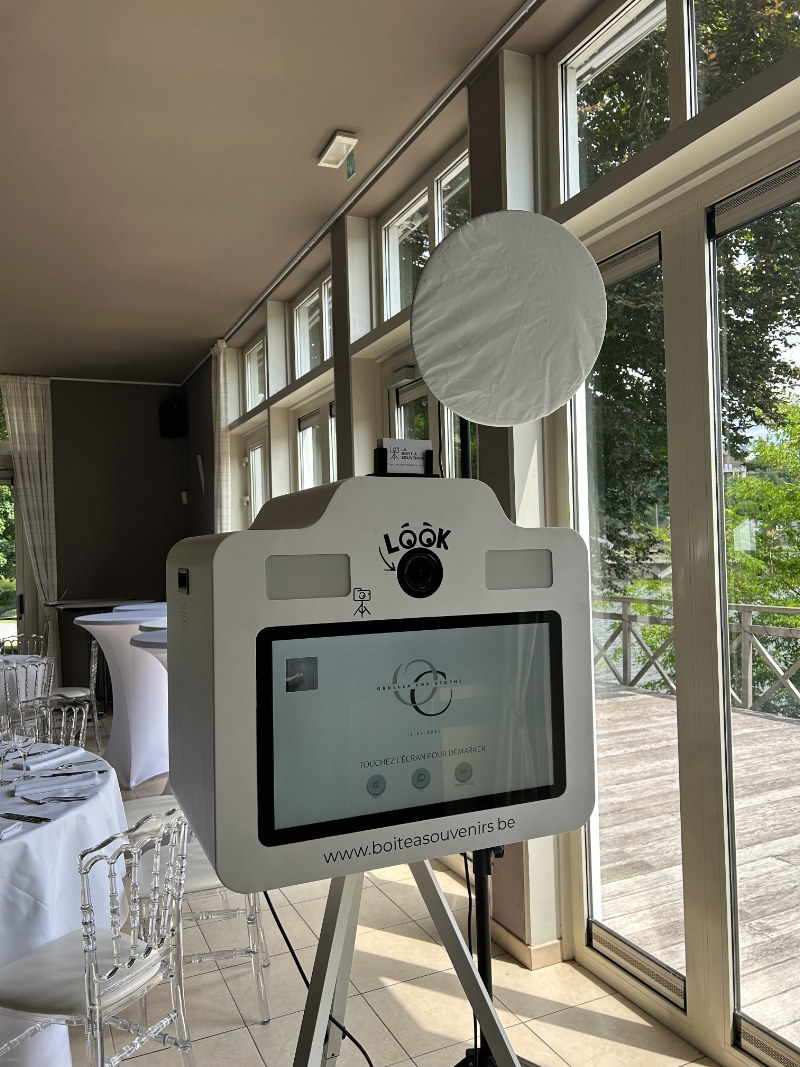 LA BOITE À SOUVENIRS